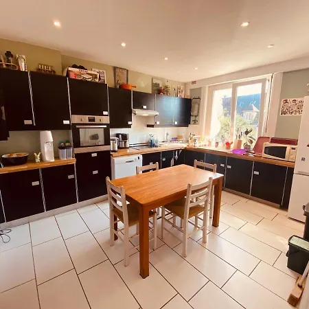 La Famille Au Large *