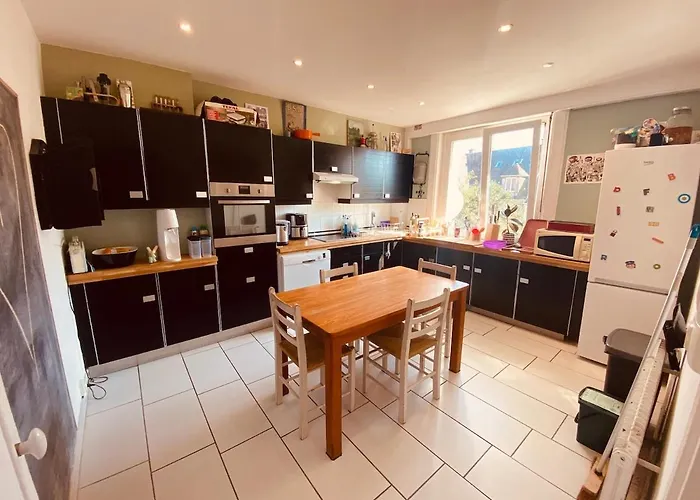 La Famille Au Large *