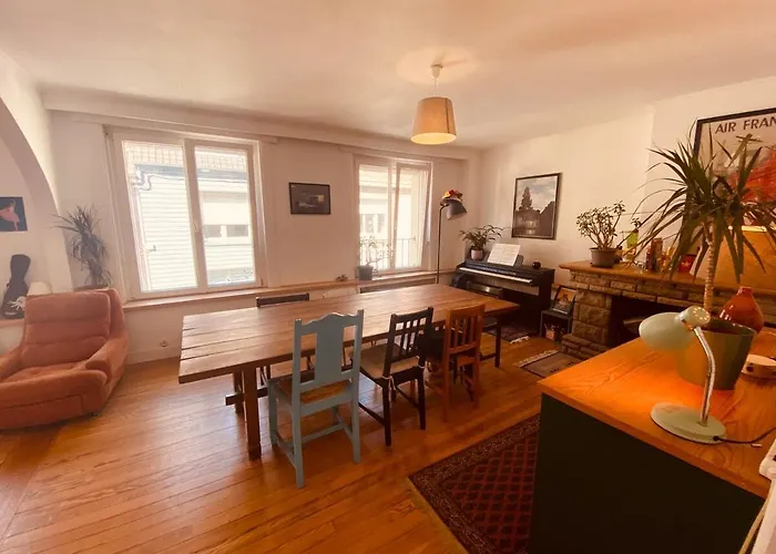 La Famille Au Large *